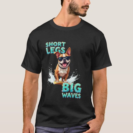 クールなブルドッグのサーフィンワンコ Tシャツ (正面)