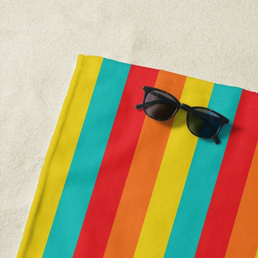 クールなレトロ70sのストライプなターコイズの黄橙色の赤 ビーチタオル (インサイチュ)