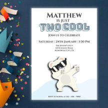 クールな冬のポーラーベアがダブリングしている2歳の誕生日