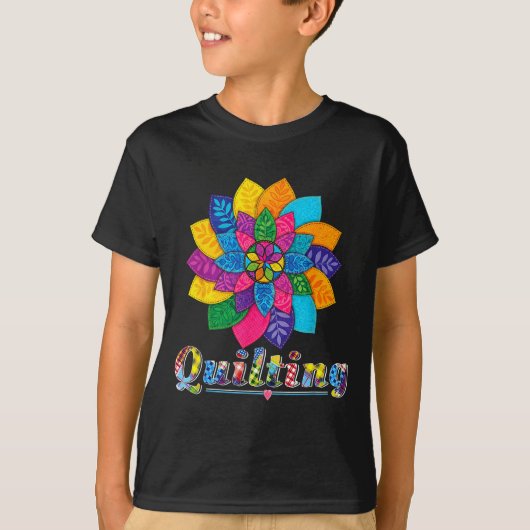 クールな女性 キルティング 縫製 愛 キルト パターン キルター Tシャツ (正面)