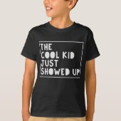 クールな子がやっと登場 Tシャツ (正面)
