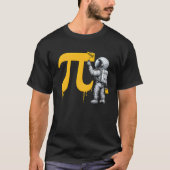 クールな宇宙飛行士のπシンボルペイント パイの日 tシャツ (正面)