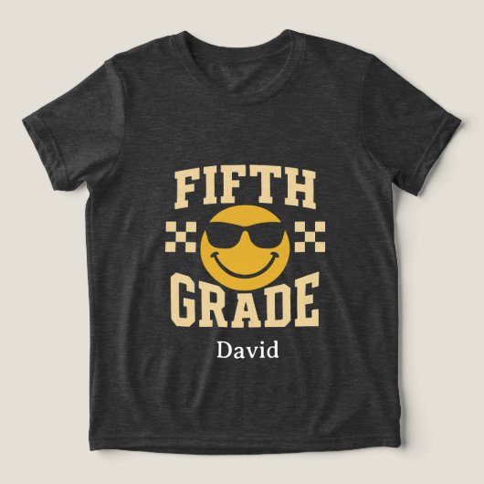 クールな小学5年生のスマイルデザイン トライブレンドTシャツ (デザイン正面)