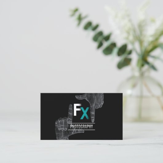 クールな手フレームのモノグラムの写真撮影の名刺 名刺 (スタンド正面)