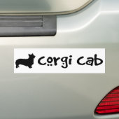 クールな文字のコーギーのタクシー バンパーステッカー (車上)