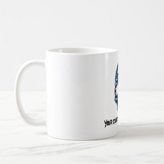 クールな漫画の入れ墨の記号の青い金属のゴシック様式スカル コーヒーマグカップ (左)