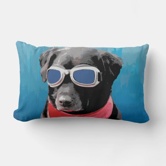 クールな犬の黒の実験室の赤いバンダナの青のゴーグル ランバークッション (正面)