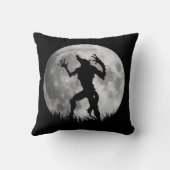 クールな狼人間の満月の変形 クッション (裏面)
