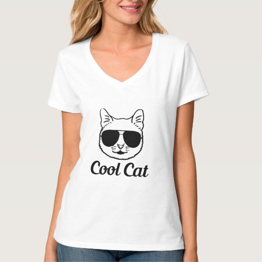 クールな猫 | 猫好きのためのデザイン Tシャツ (正面)