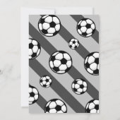 クールな現代の小さなストライカー サッカー 1歳の誕生日 招待状 (裏面)