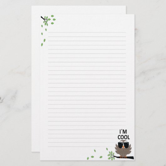 クールな男の賢いフクロウによって並べられる文房具 便箋 (正面/裏面)
