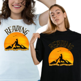 クールな野性的な読書家 サンセットマウンテン Tシャツ