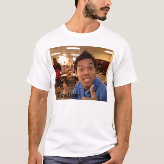 クールな黄色いおよびアジア人があって下さい Tシャツ (正面)