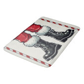 クールサンタインブラックブーツクリスマスホリデー バスマット (アングル)