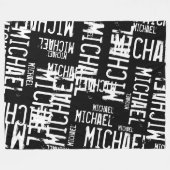 クールタイポグラフィホワイトネーム割り当てブラック フリースブランケット (正面(横))