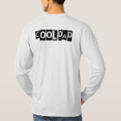 クールパパおもしろいタイポグラフィモダン Tシャツ (裏面)