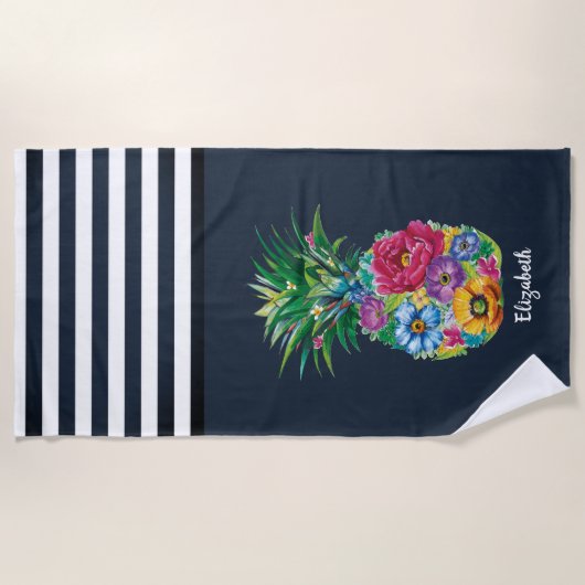 クールフローラパイナップル航海のネイビーブルーストライプの ビーチタオル (正面)