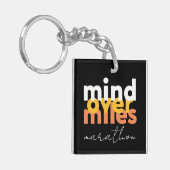 クールモダンスポーツのモチベーションはっきりしたタイポグラフィ キーホルダー (正面左)