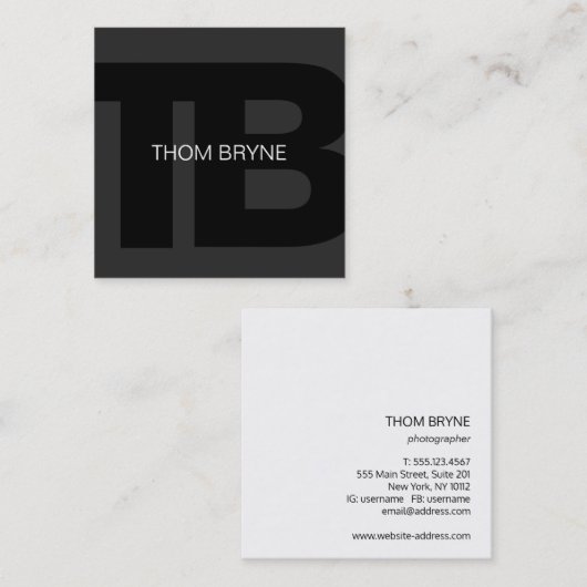 クールモダンプロフェッショナルブラック2文字モノグラム スクエア名刺 (正面/裏面)