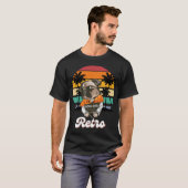 クール ドッグ: レトロ Tシャツ (正面フル)
