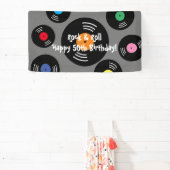 クールRock and Roll Birthdayパーティーのバナー記号 横断幕 (インサイチュ)