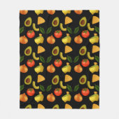 グアカモールとトルティーヤチップの繰り返しパターン フリースブランケット (正面)