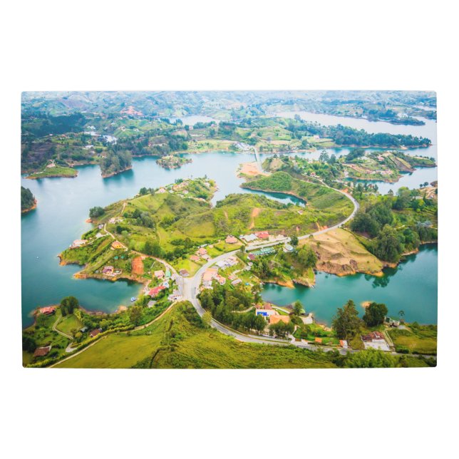 グアタペアンティオキアの息をのむような空中眺め メタルプリント (正面)