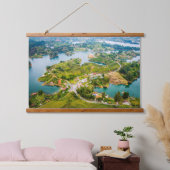 グアタペアンティオキアサニースカイズの息をのむような眺め 吊り下げ型タペストリー (寝室)