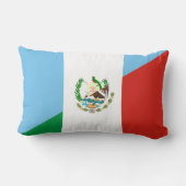グアテマラメキシコの半分の旗の記号 ランバークッション (裏面)