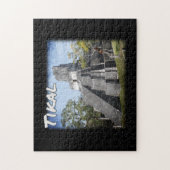 グアテマラ遺跡の寺院 ジグソーパズル (縦)