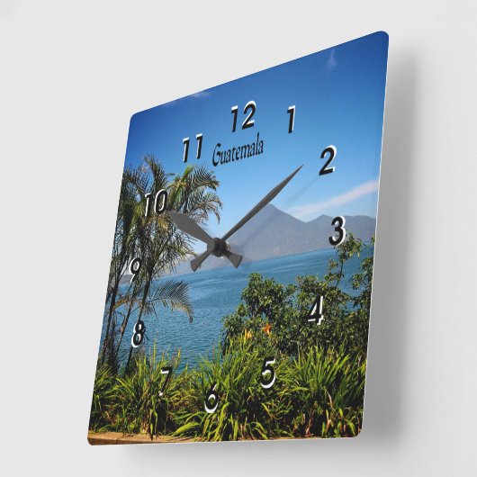 グアテマラ、自然の美しい風景 スクエア壁時計 (傾斜)
