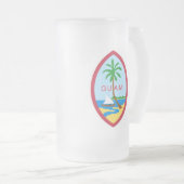 グアムの紋章付き外衣 フロストグラスビールジョッキ (正面右)