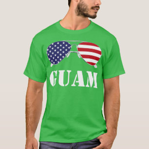 グアムアメリカ国旗のサングラス愛国心 Tシャツ