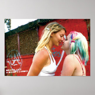 グウェンとサラ ポスター