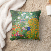 グスタフのクリムトの花園の枕 クッション (ブランケット)