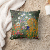グスタフのクリムトを絵を描く花園 クッション (ブランケット)