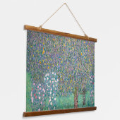 グスタフクリムト – 木の下のローズブッシュ 吊り下げ型タペストリー (傾斜あり)