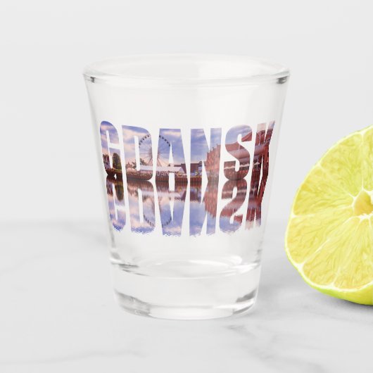 グダンスク文字と旧市街の景色と反射 ショットグラス (正面)