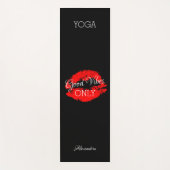 グッドビブのみ赤い唇のグラフィック名は黒 ヨガマット (正面)