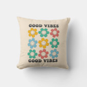 グッドビベスレトロカラフルデイジー花 クッション (正面)