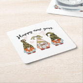 グノーミー新年 | 2023年新年 |新年おめでとう スクエアペーパーコースター (アングル)