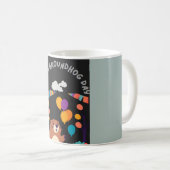 グラウンドホッグの日のお祝い：影か輝き？ コーヒーマグカップ (正面右)