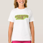 グラウンドホッグデーの木製レタリング Tシャツ (正面)