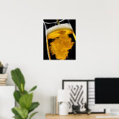 グラスにビールを注いだスタジオショット ポスター (ホームオフィス)