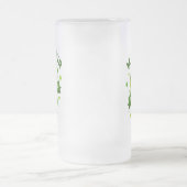 グラスに緑のビールを満杯にして下さい フロストグラスビールジョッキ (中央)