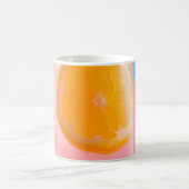 グラスを飲む澄んオレンジジュース コーヒーマグカップ (中央)