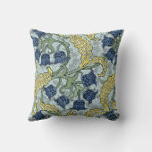 グラスアセットのヴィンテージ「Lily of the Valley」 クッション (裏面)