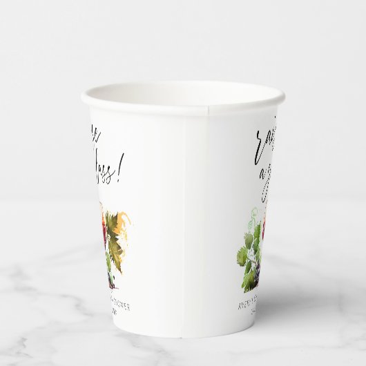 グラスエレガントウォーターでワインのテイスティングを上げる 紙コップ (右)