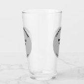 グラスカップに登場するグレーラウンドシェイプのビジネスブランド タンブラーグラス (左)