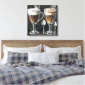 グラス入りの美味しいコーヒー飲料 キャンバスプリント (インサイチュ (寝室))